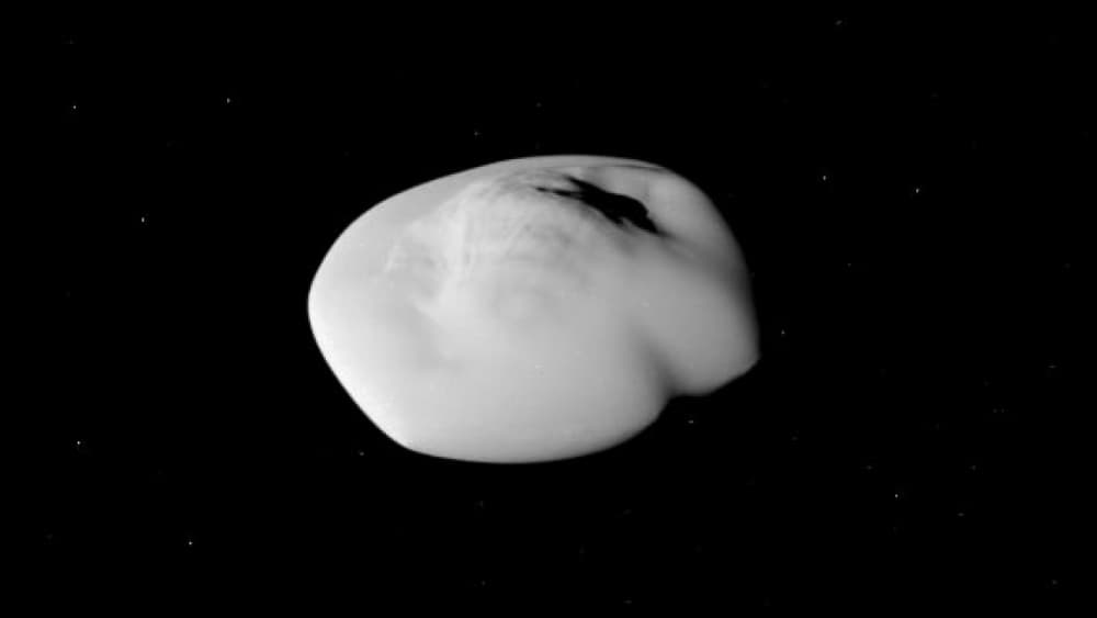 Yeni Cassini Görüntüleri Satürn'ün Gizemli Ay Atlasını Gösteriyor
