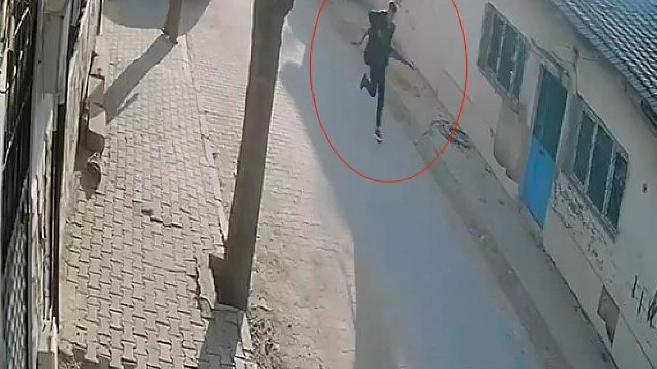 Manisa’da Okul Önünde Silahlı Saldırı: 2’si Ağır 10 Öğrenci Yaralı