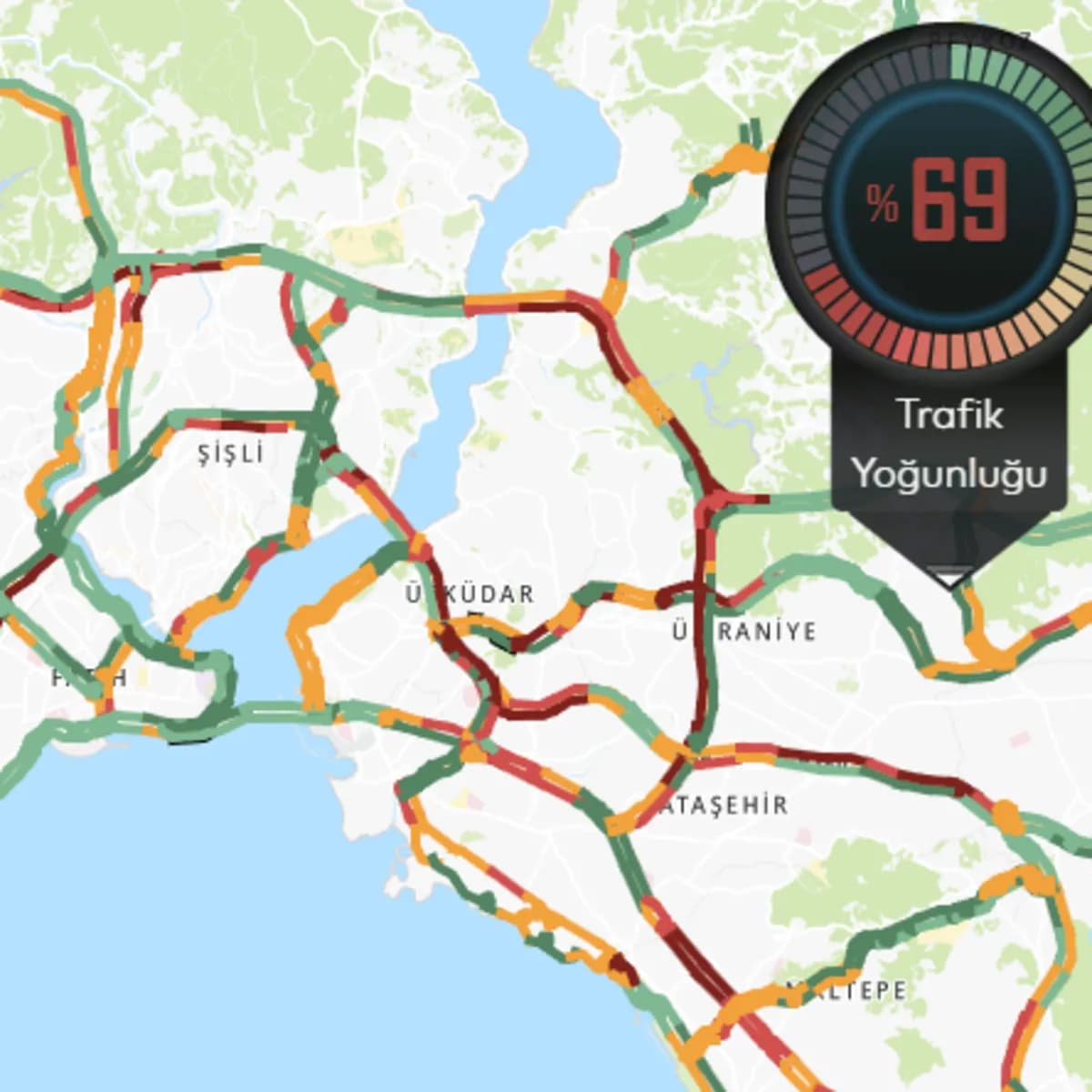 İstanbul'da Yağmur Ulaşımı Vurdu: Termometreler 13 Dereceye Geriledi, Trafik Kilitlendi