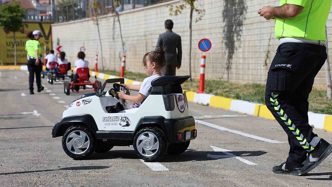 Geleceğin Sürücülerine Uygulamalı Trafik Bilinci Eğitimi