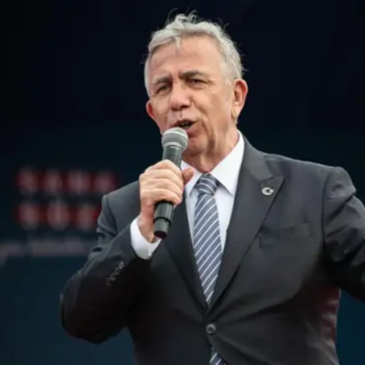 Mansur Yavaş CHP'den İstifa Etti: Siyasete Bağımsız Olarak Devam Edecek