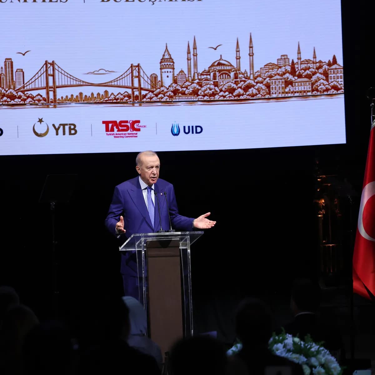 Başkan Erdoğan'dan ABD'de kardeşlik vurgusu: Entegrasyona evet asimilasyonun her türlüsüne hayır