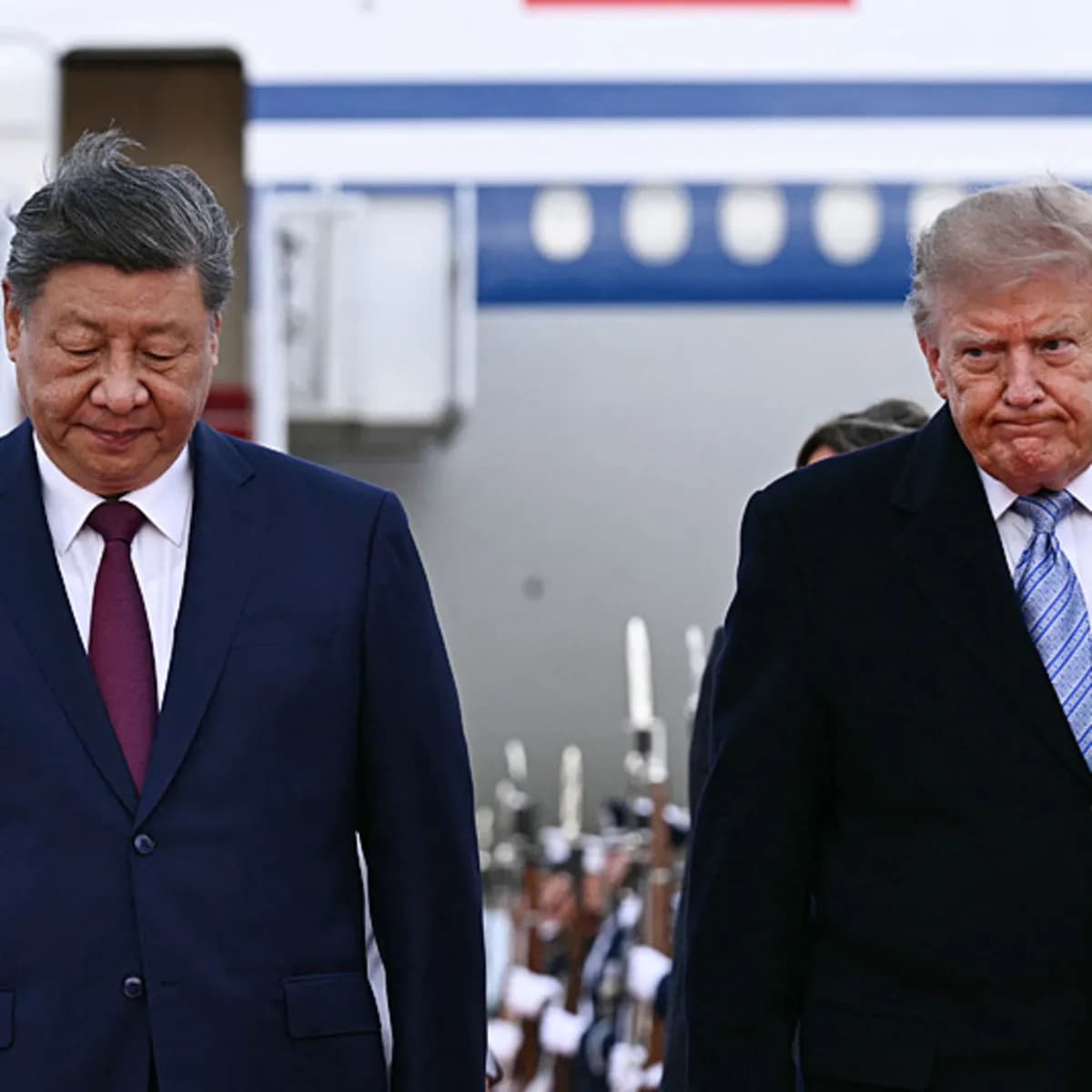 Trump, Şi'yi havalimanında karşıladı: Şi'nin 3 günlük ABD ziyareti başladı