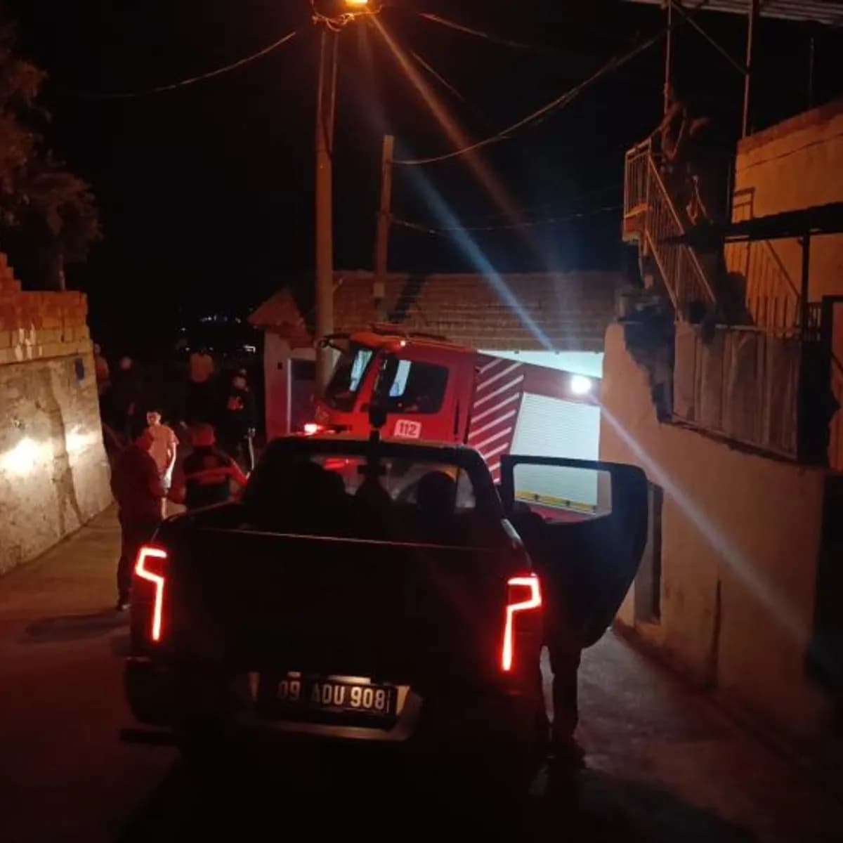Aydın'ın Söke ilçesinde korkutan yangın! Alevler yerleşim yerine yakın noktada