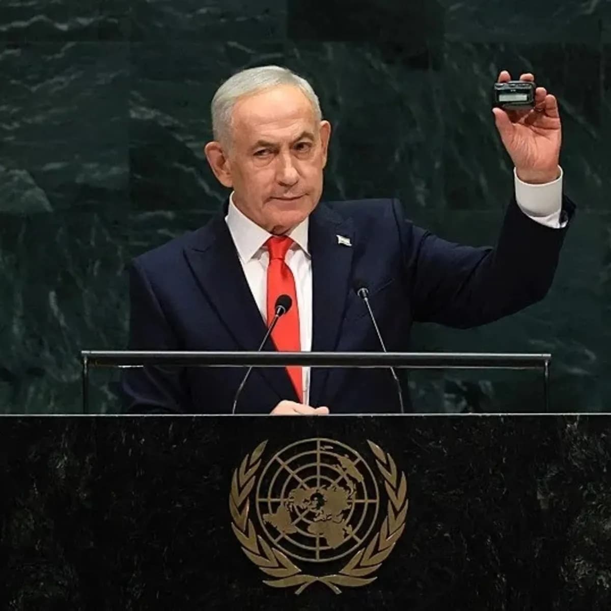 Netanyahu'dan bomba ile dünyaya tehdit! Mesajın arka planında saldırı mı var?