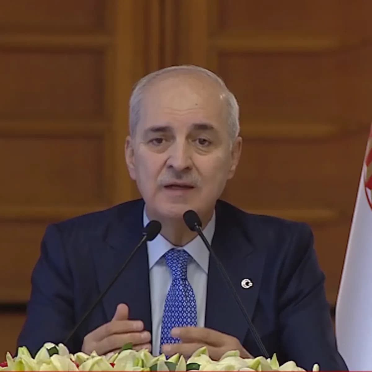 TBMM Başkanı Kurtulmuş'tan 'Terörsüz Türkiye' Açıklaması: Örgüt Silah Bırakmadan Adım Atılmayacak