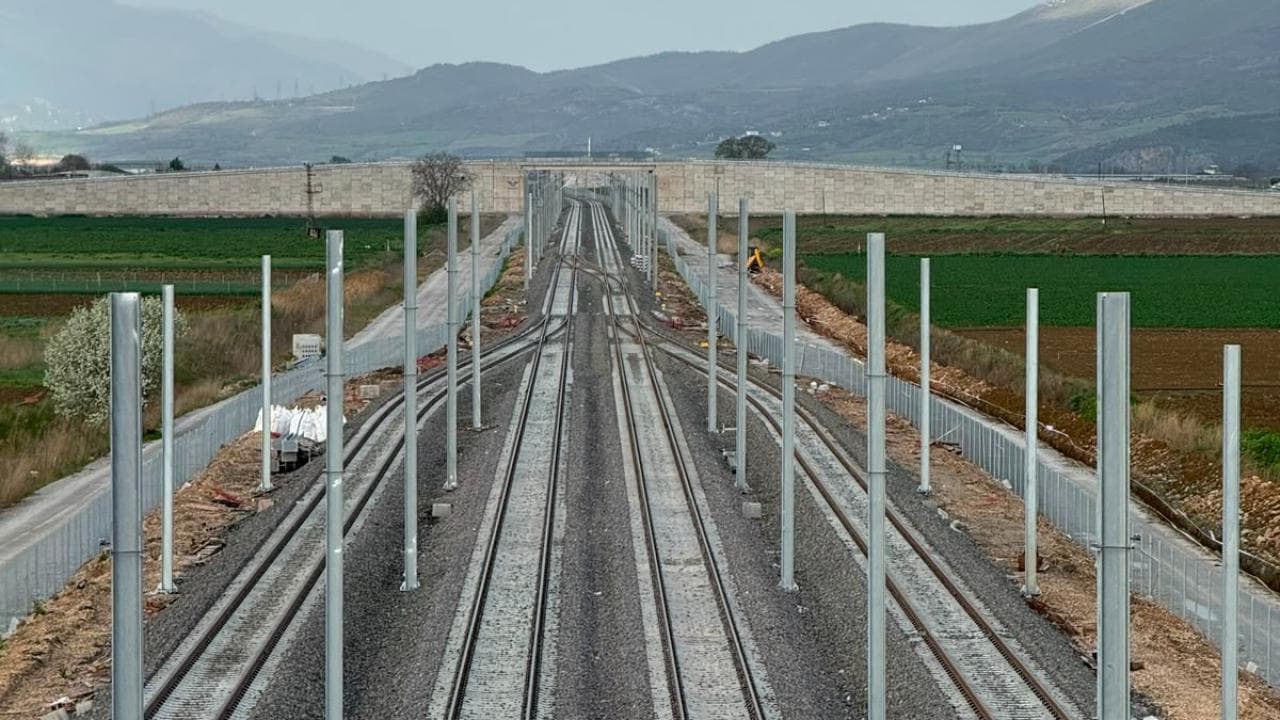 Demir Yolu Ağında Hedef Büyüdü: 2028'de 17 Binkilometreyi Aşacak