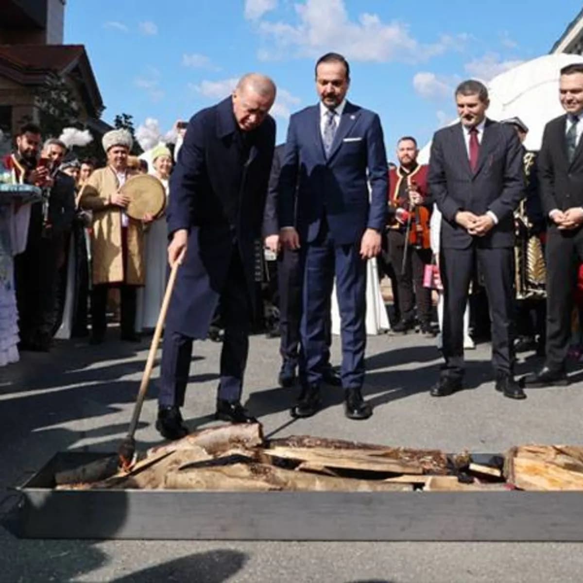 Nevruz Bayramı Resmi Tatil Oluyor: AK Parti'den Yeni Yasal Düzenleme