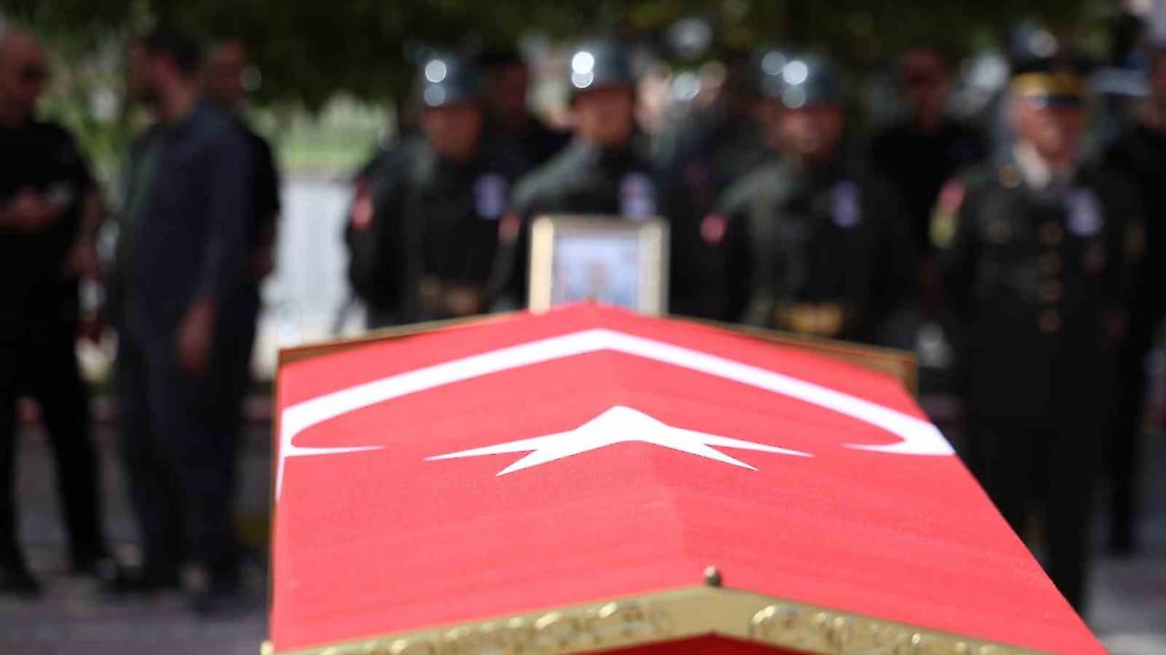 Kalp Krizi Sonucu Şehit Düşen Uzman Çavuş Sevim Son Yolculuğuna Uğurlandı