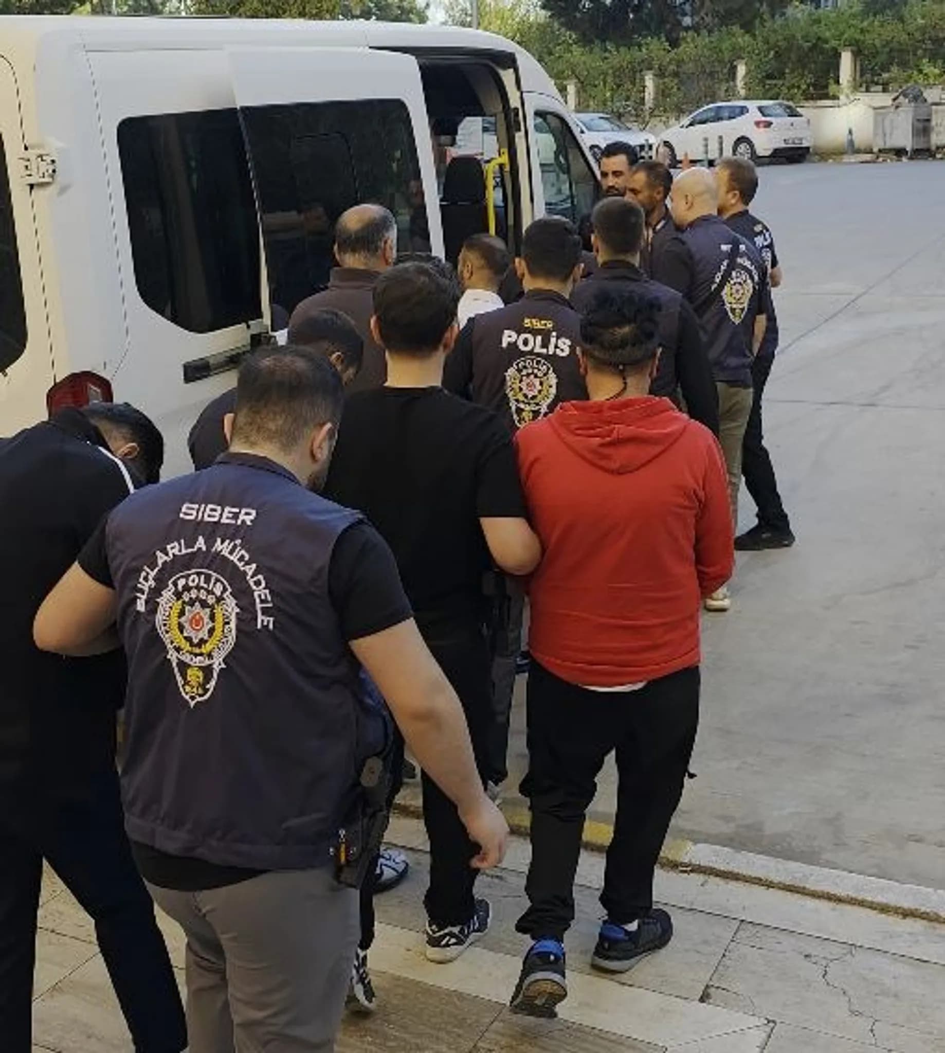 Büyük Fon Soruşturmasında Kapsam Genişliyor: Son Üç Aylık İşlemler İncelemede