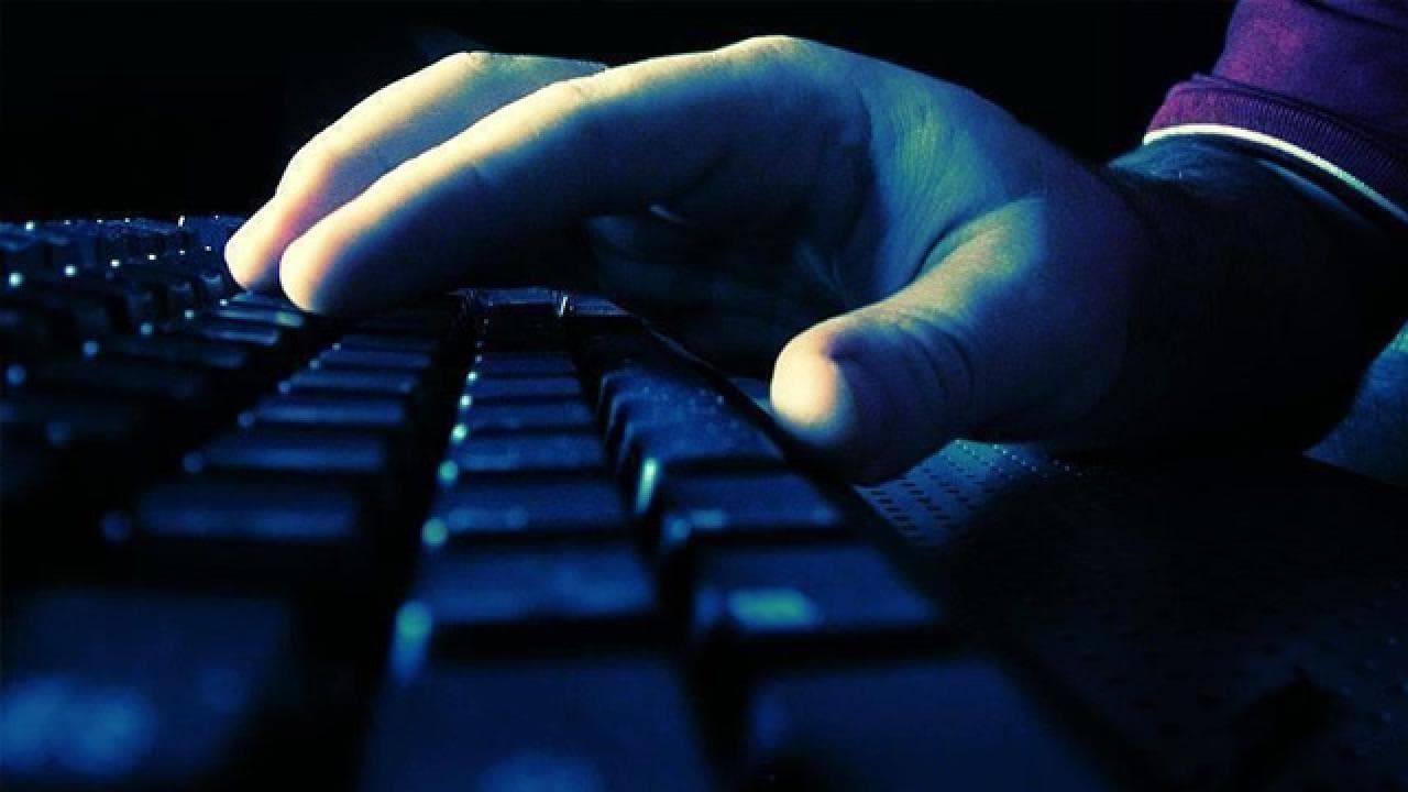 Dezenformasyon Yayan 93 Hesaba Erişim Engeli