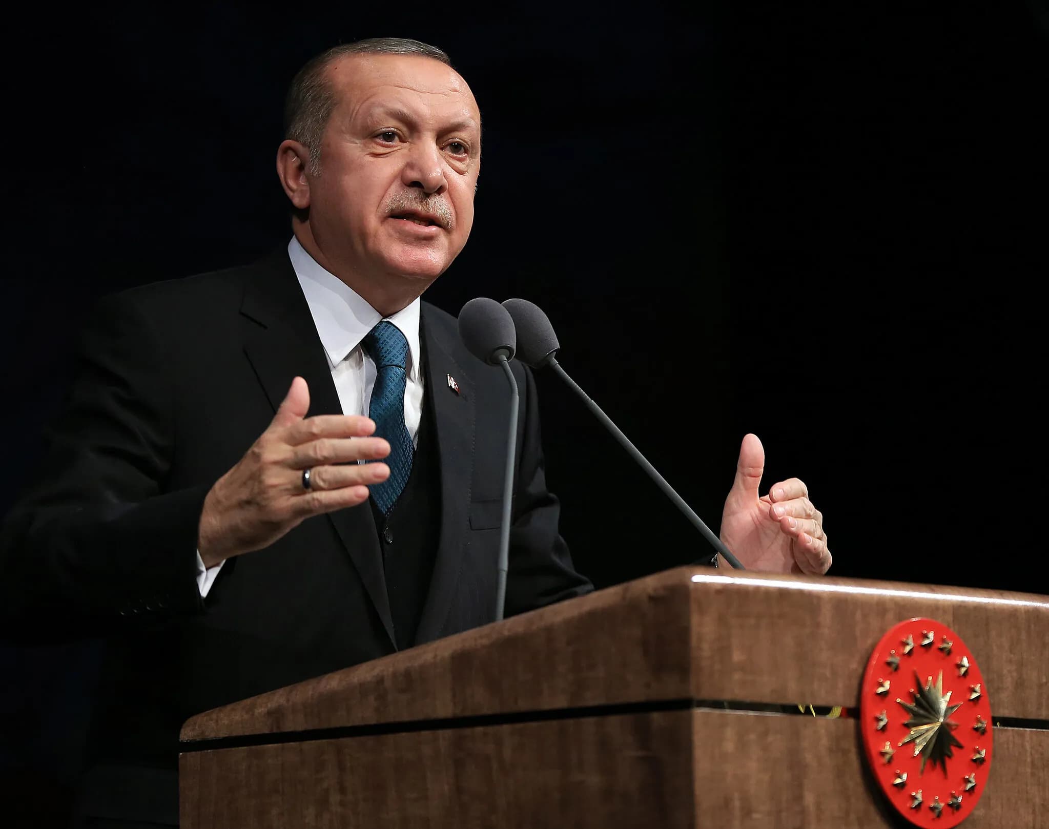 Liderlerin Kürsüsünde Şiir: Erdoğan'ın Anlamlı Hitabeti