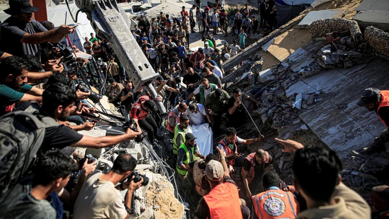 İngiltere'de Palestine Action destekçileri Dışişleri Bakanından Gazze'de soykırımı tanımasını istedi