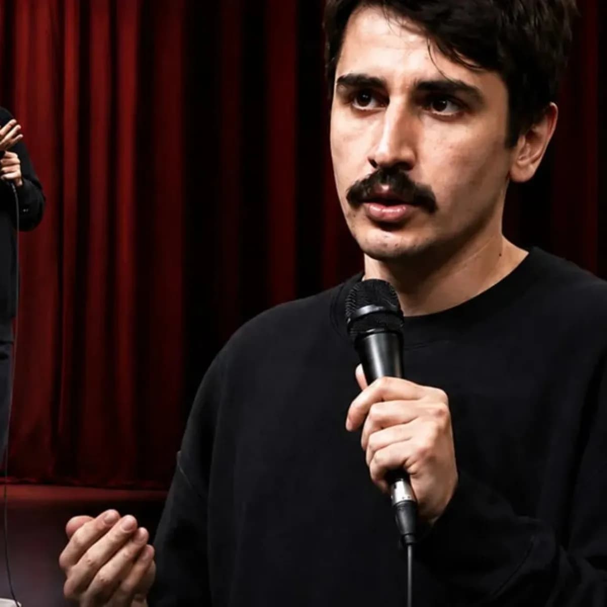 Sözde komedyen Deniz Göktaş hakim karşısına çıktı!