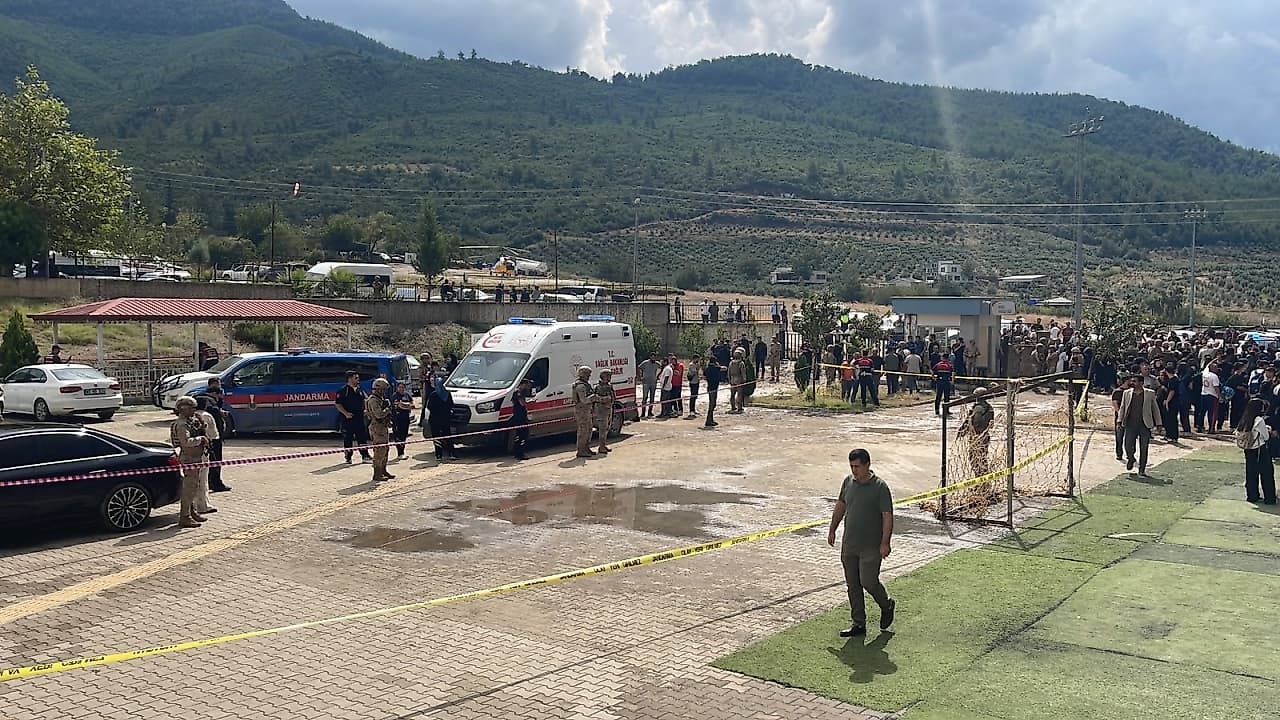 Okulda Silahlı Saldırı: Öğretmen Hayatını Kaybetti
