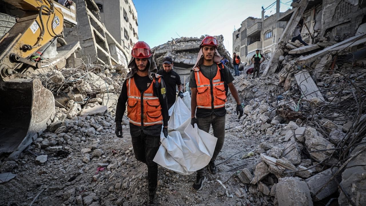Katil İsrail'in, Gazze'ye bugünkü saldırılarında hayatını kaybedenlerin sayısı 2'ye yükseldi