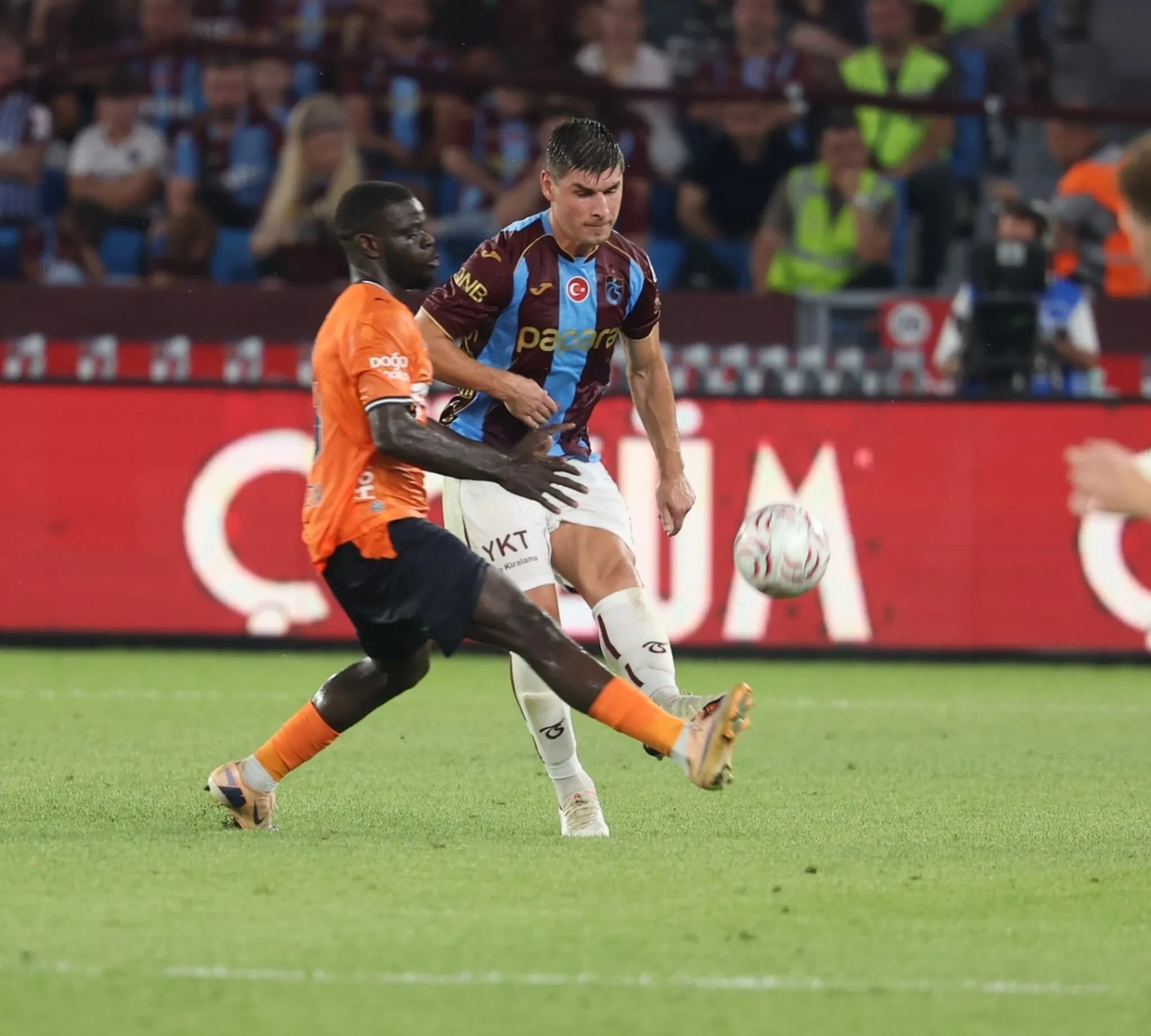 Trabzonspor'da Malinovskyi şoku! Belçika'da ameliyat oldu