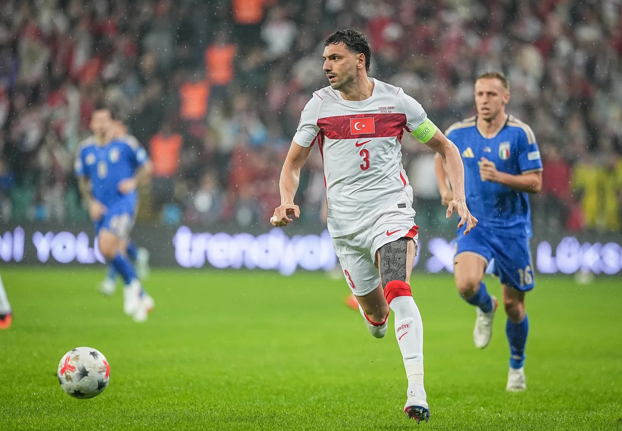 İtalya mağlubiyeti ardından Merih Demiral'dan kesin mesaj: "Bütün suç bizde!"