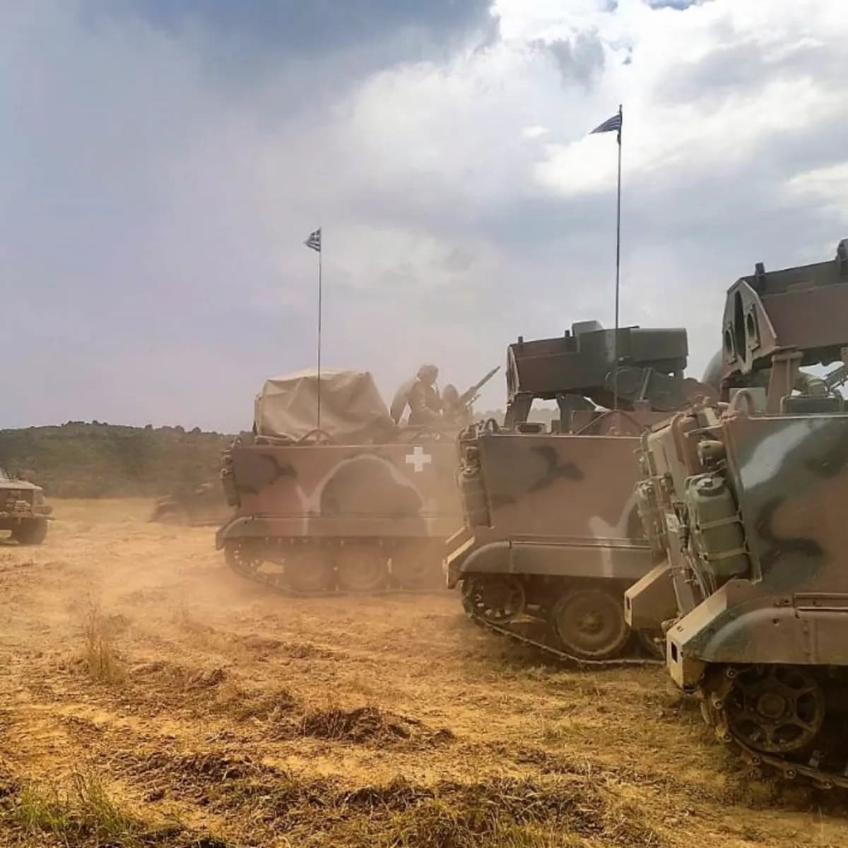 Yunanistan, Ege’de küçük adacıklara çıkarma ve gece ele geçirme senaryolarının uygulandığı tatbikatta 70 savaş uçağını harekete geçirdi