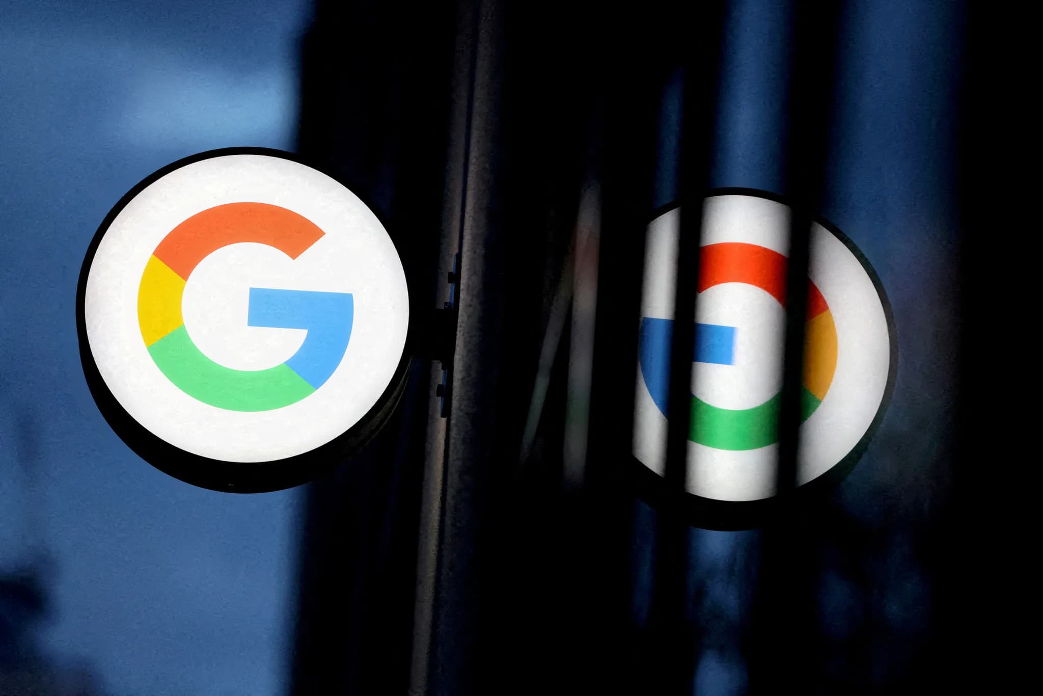 Avrupa Komisyonu, Google’ın arama verilerine ve Android özelliklerine rakiplerin erişimini öngören kararlar aldı