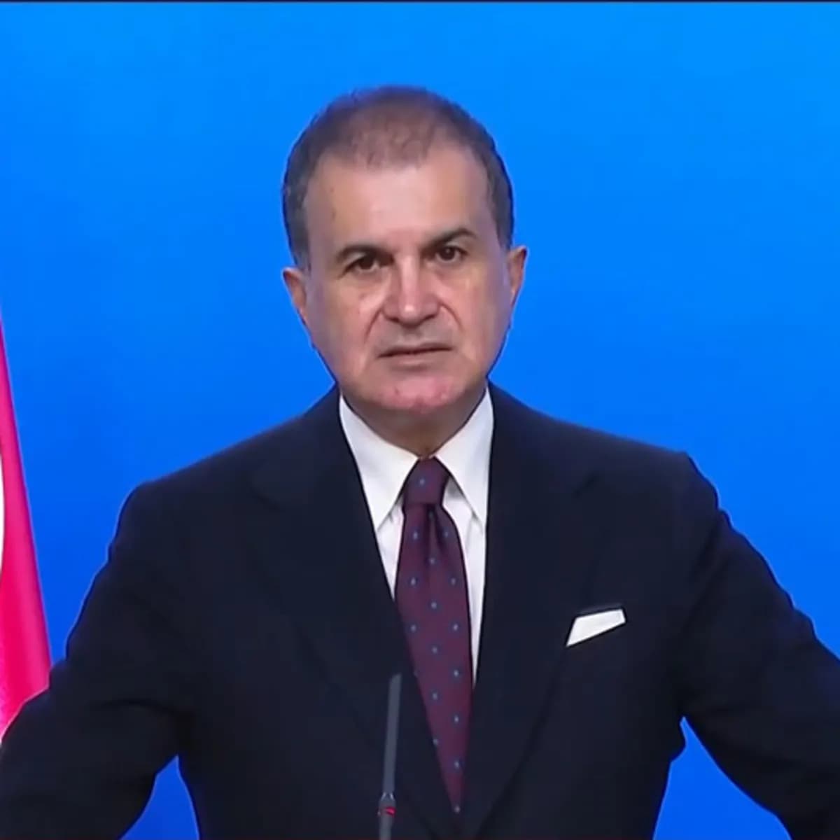 Ömer Çelik'ten Özgür Özel'e tepki: "Siyasi sorumluluk konusundaki bilgisizliği çok net"