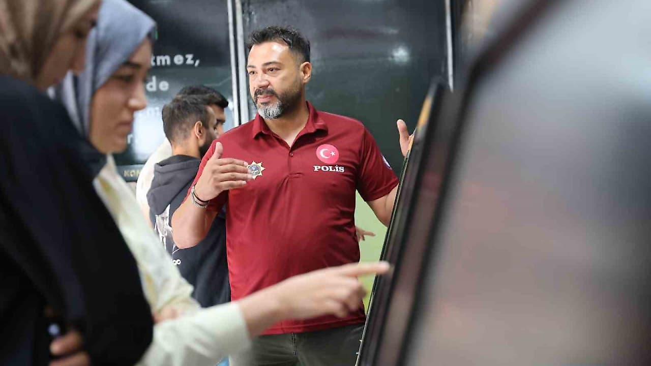 NARKO TIR Elazığ’da: Vatandaşlardan Yoğun İlgi