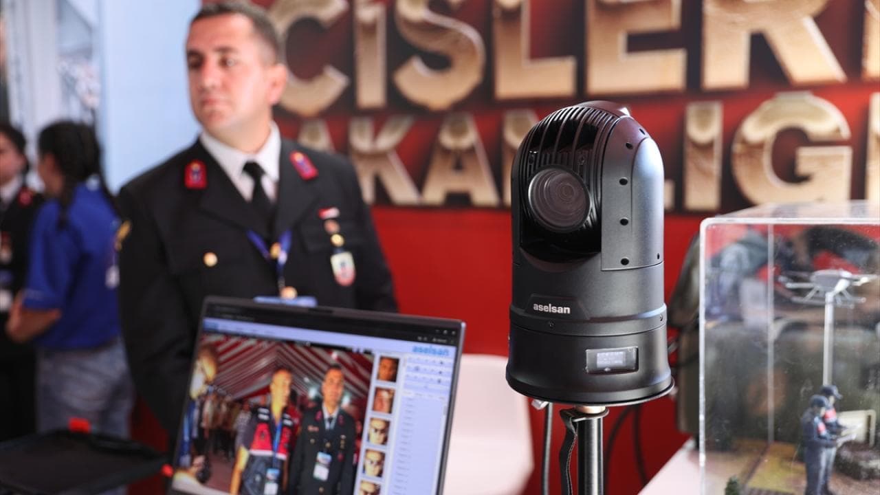 TEKNOFEST Güneydoğu'da güvenlik taraması yerli ve milli KARAGÖZ'e emanet