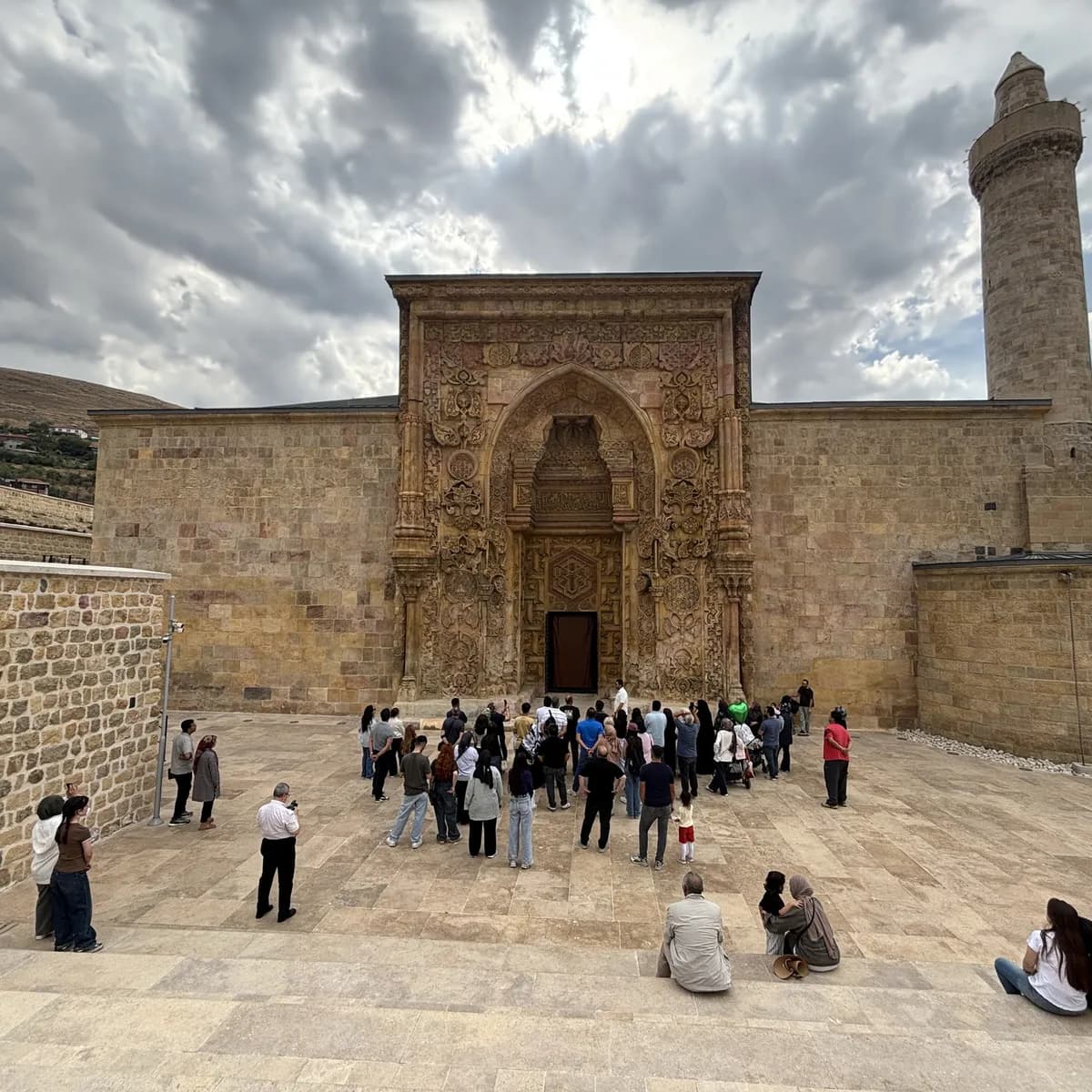 Divriği Ulu Camii'de büyük ilgi! Nail Ayan duyurdu: Ziyaretçi sayısı 400 bini aştı