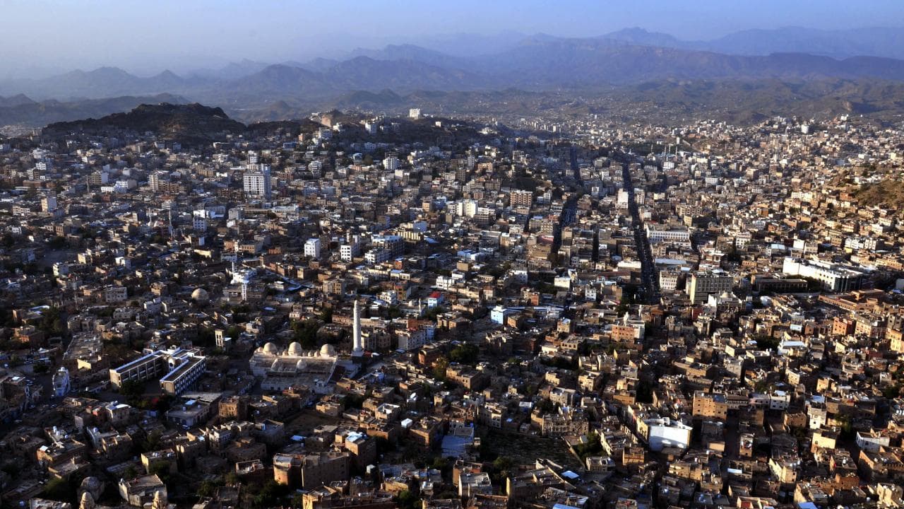 Yemen'de Husilerin Taiz iline düzenlediği saldırıda biri çocuk 5 kişi öldü