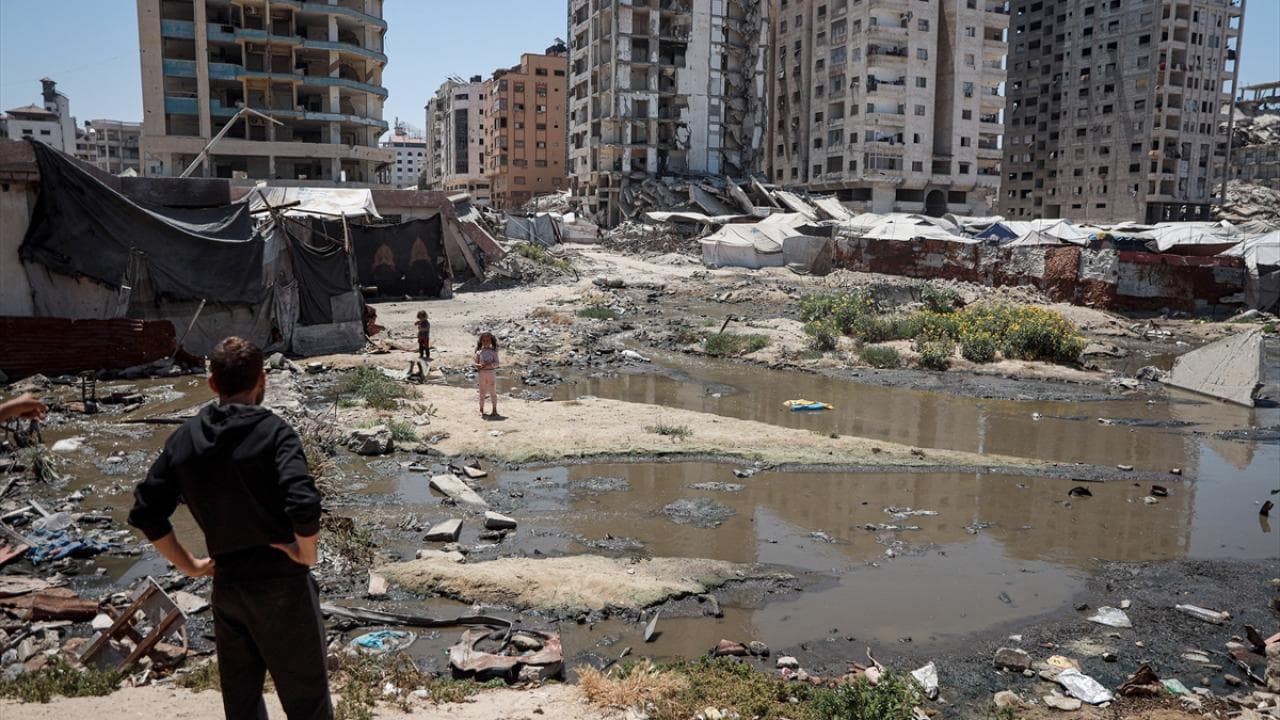 BM: Gazze'de nüfusun 5'te 1'i sel riski bulunan alanlarda yaşıyor