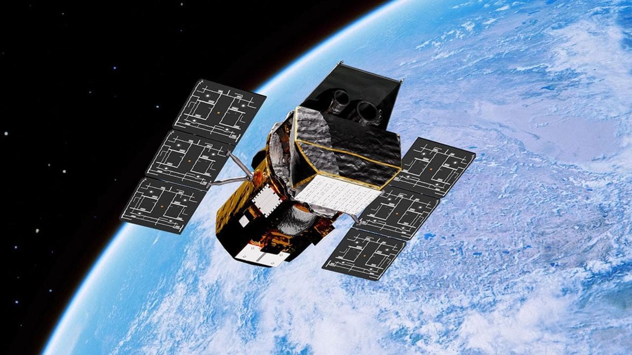 NASA'nın uzay teleskobu Dünya'ya düşüyor