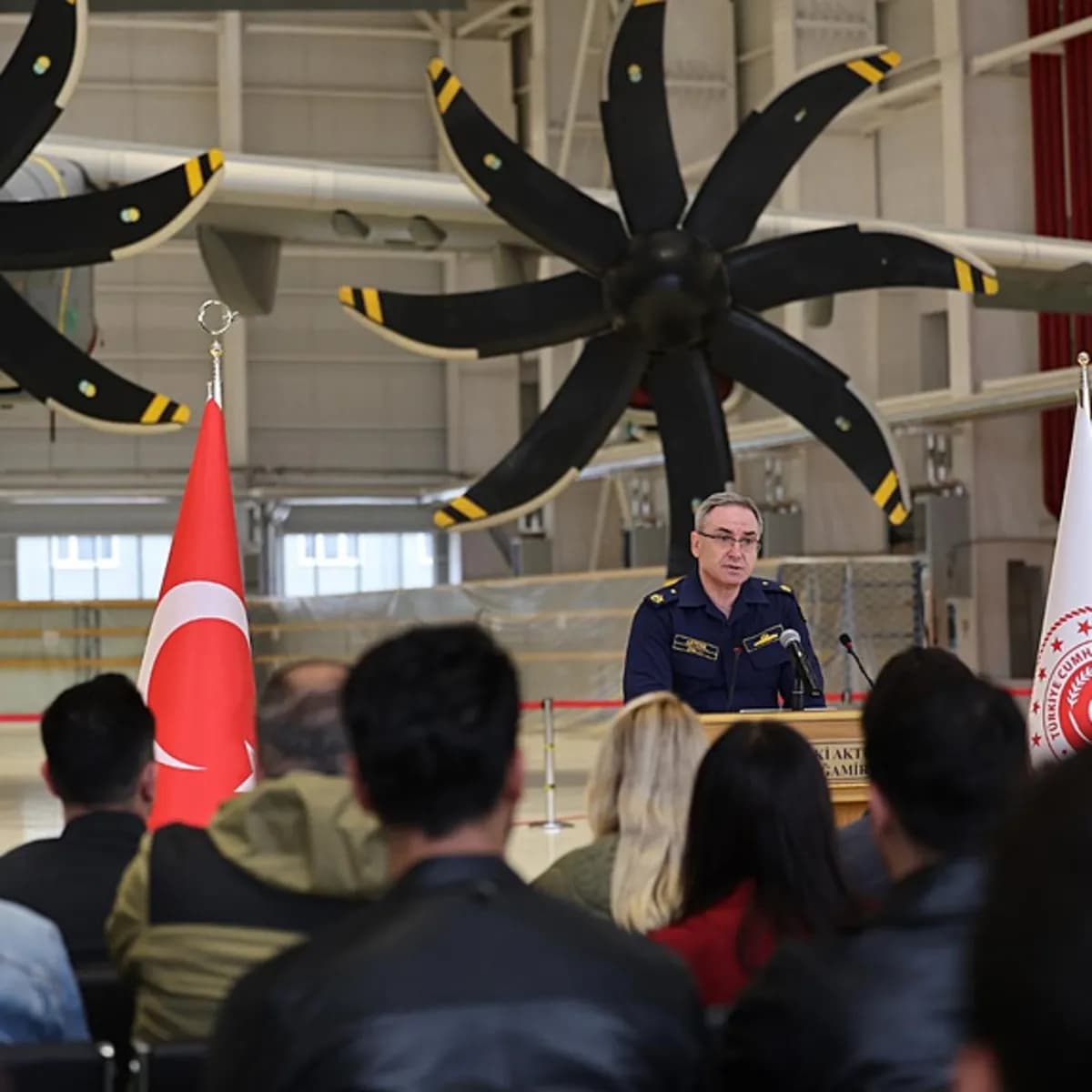 Ankara'dan Atina ve Güney Kıbrıs'a 'Deniz Altı Kablosu' Uyarısı
