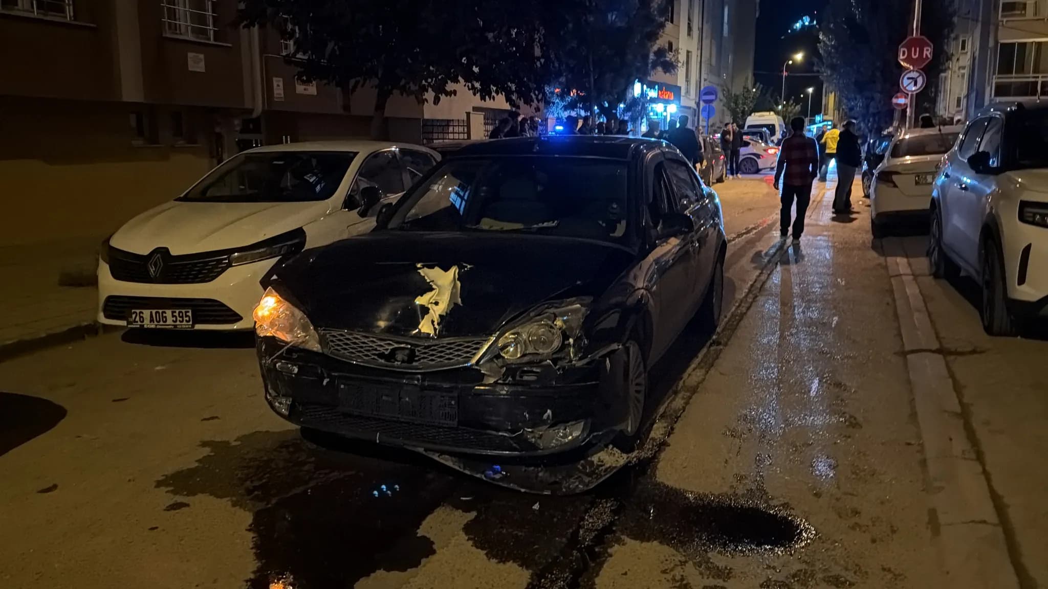 Eskişehir'de Kontrolden Çıkan Otomobil Yayaya Çarptı: 7 Yaralı