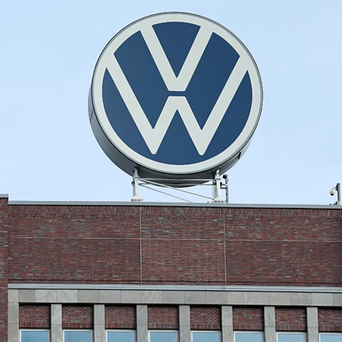 Volkswagen'de tarihi küçülme: 100 bin kişilik işten çıkarma