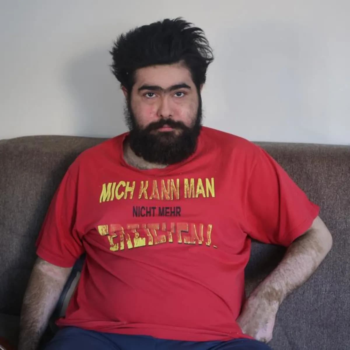 Deprem Sonrası Sosyal Medyanın İlgi Odağı Olan Barış Özbay'dan Açıklama: "Hiçbir Şey İstemiyorum"