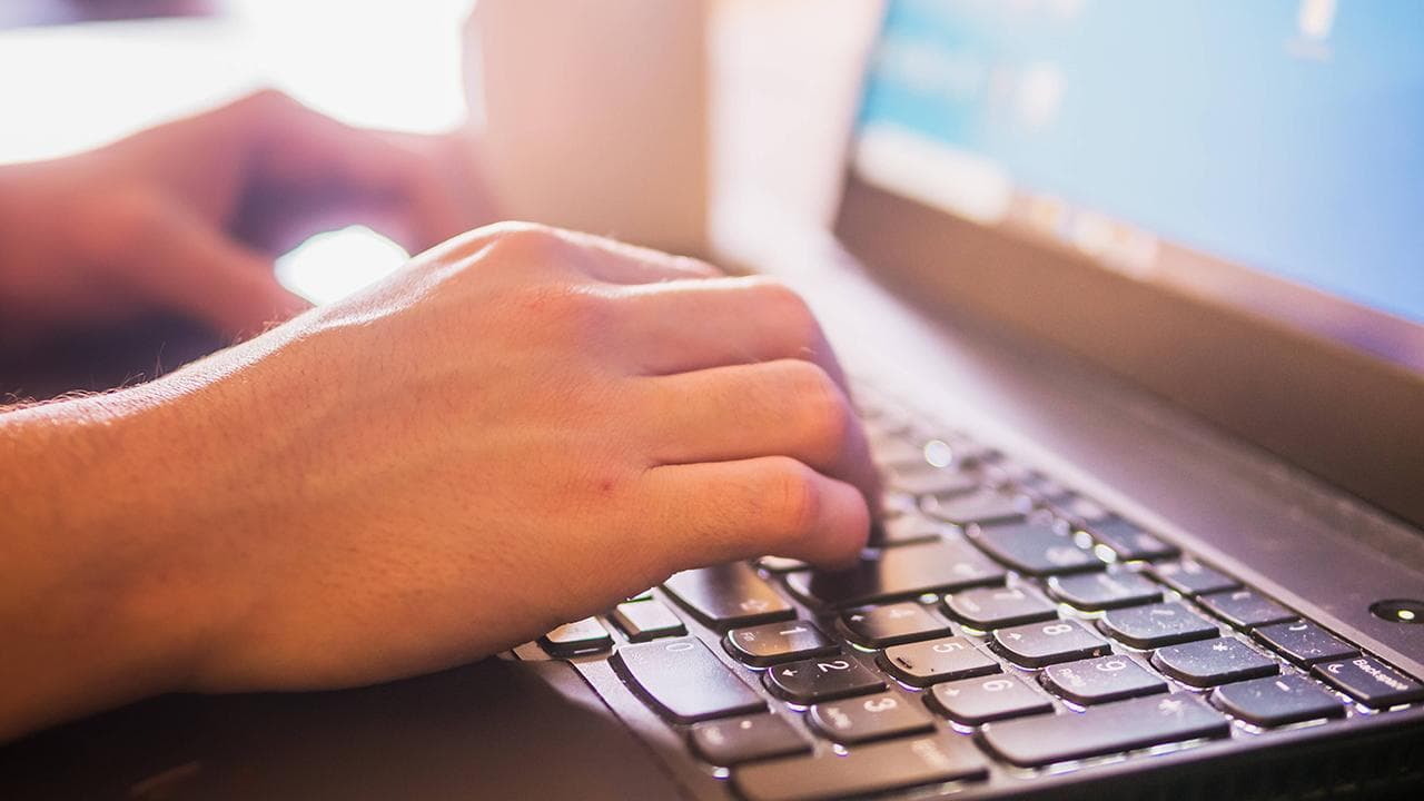 İletişim Sektöründe Şikayetlerin Odağı İnternet Hizmetleri Oldu