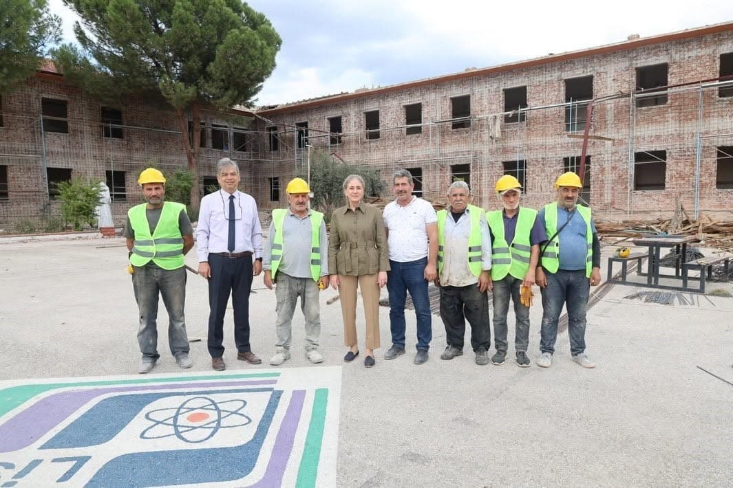 Nazilli'de İki Okulda Deprem Güçlendirme Çalışmaları Devam Ediyor