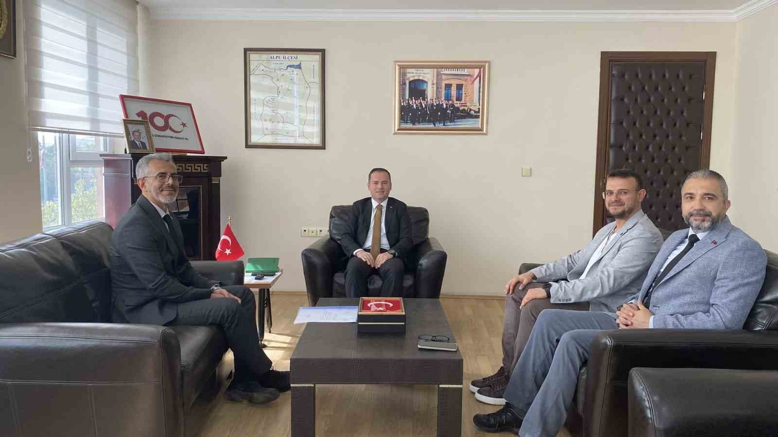 Kaymakam Sönmezel Şehit Yakınlarını Ağırladı