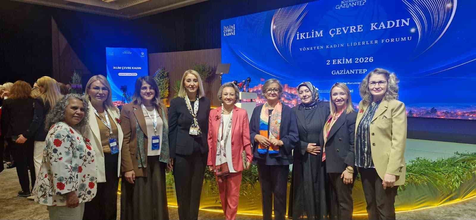 Başkan Zekiye Tekin Gaziantep'teki Kadın Liderler Forumu'na Katıldı