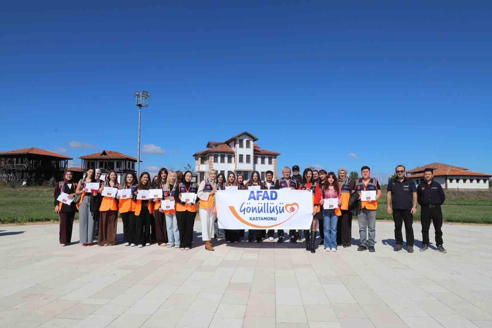 Kastamonu'da 38 Yeni Destek AFAD Gönüllüsü Belgelendirildi