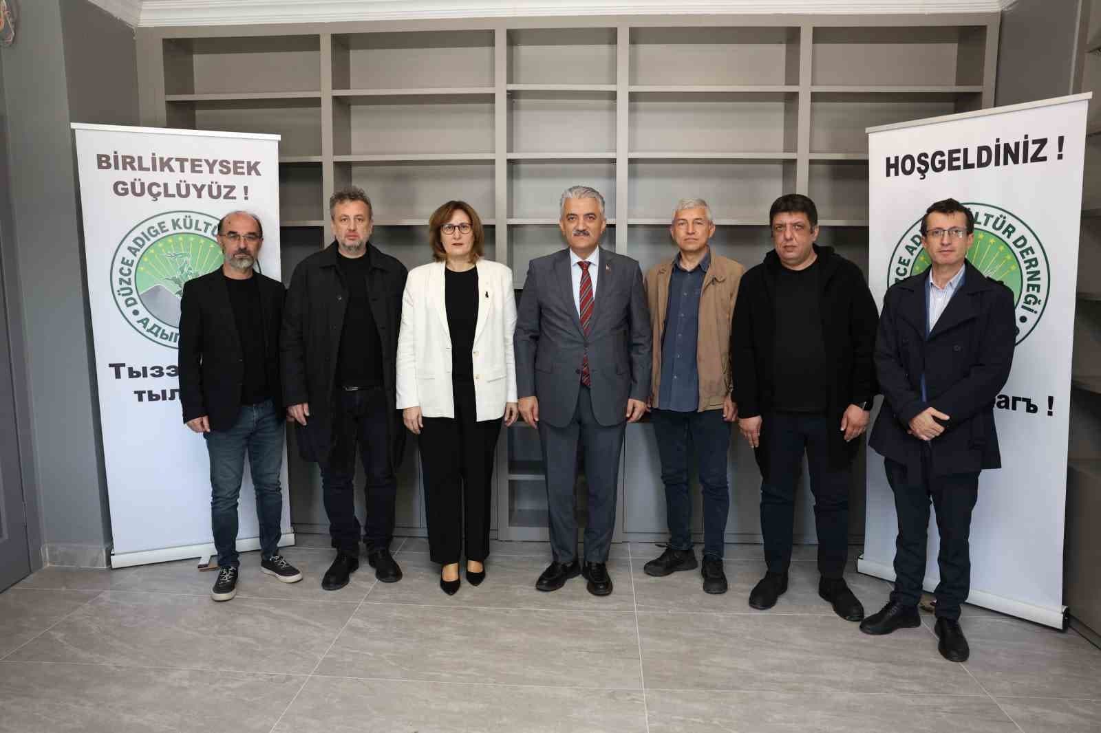 Vali Makas'tan Adige Kültür Merkezi'ne Ziyaret
