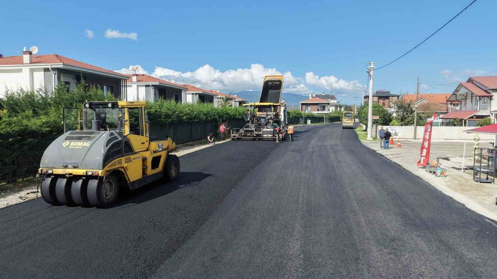 Düzce'de Kapsamlı Asfalt Seferberliği Sürüyor