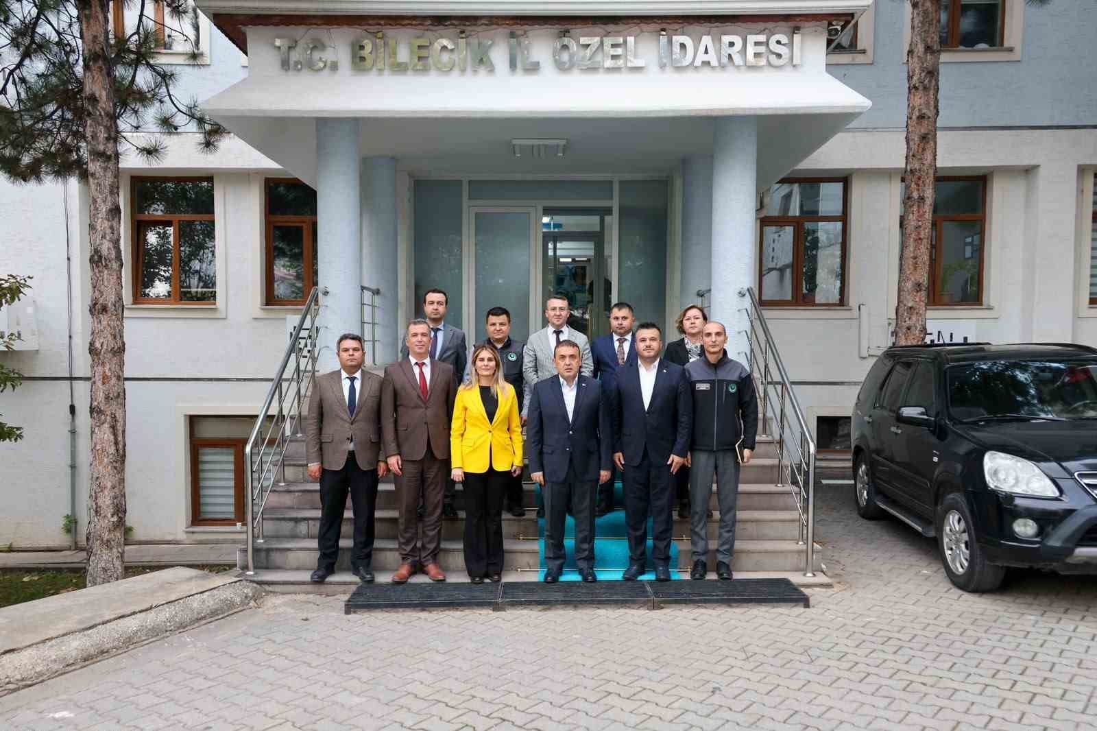 Vali Sözer İl Özel İdaresi'nin Faaliyetlerini İnceledi