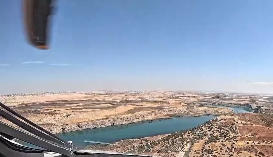 Yerli Helikopter GÖKBEY'in Fırat Nehri Üzerindeki Görkemli Uçuşu
