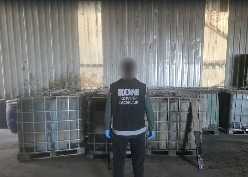 İzmir'de Katı Atık Tesisinde Kaçak Akaryakıt Operasyonu