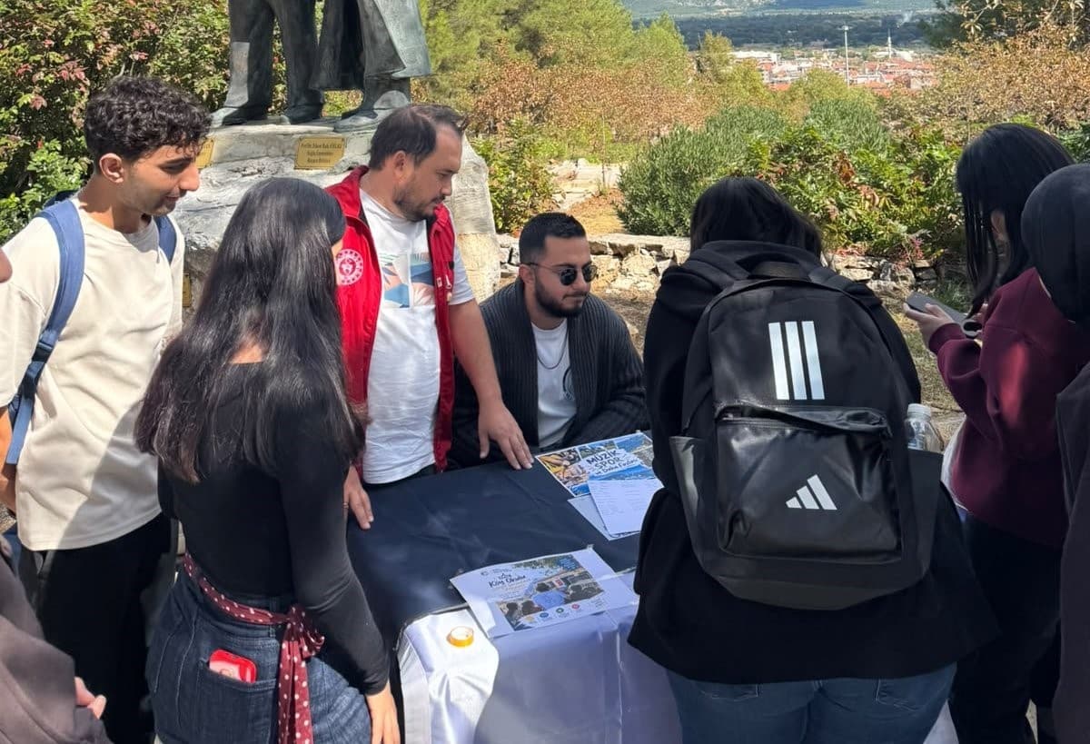 Üniversite Gençlerine Gençlik Fırsatları Tanıtıldı