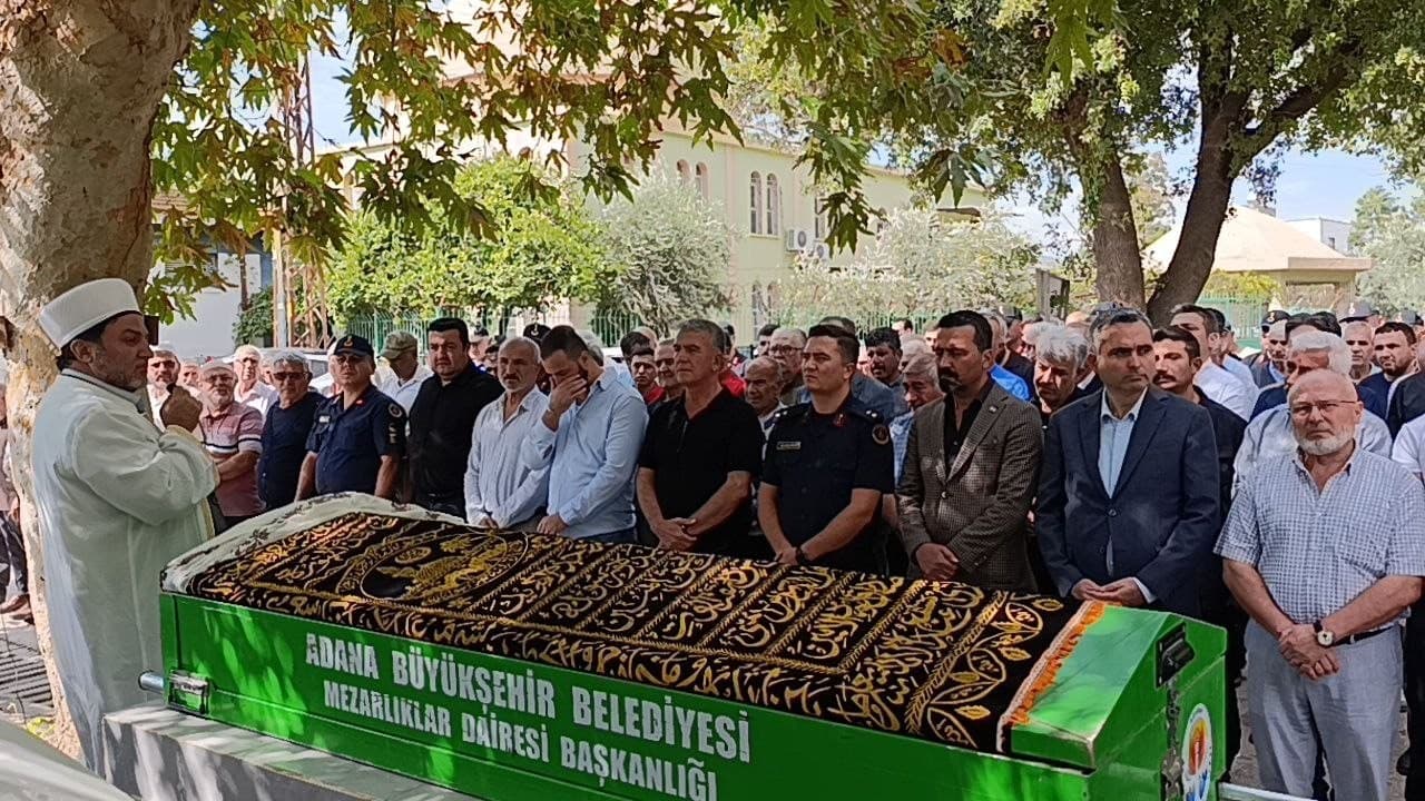 Şehit Annesi Emine Ünüvar Dualarla Defnedildi