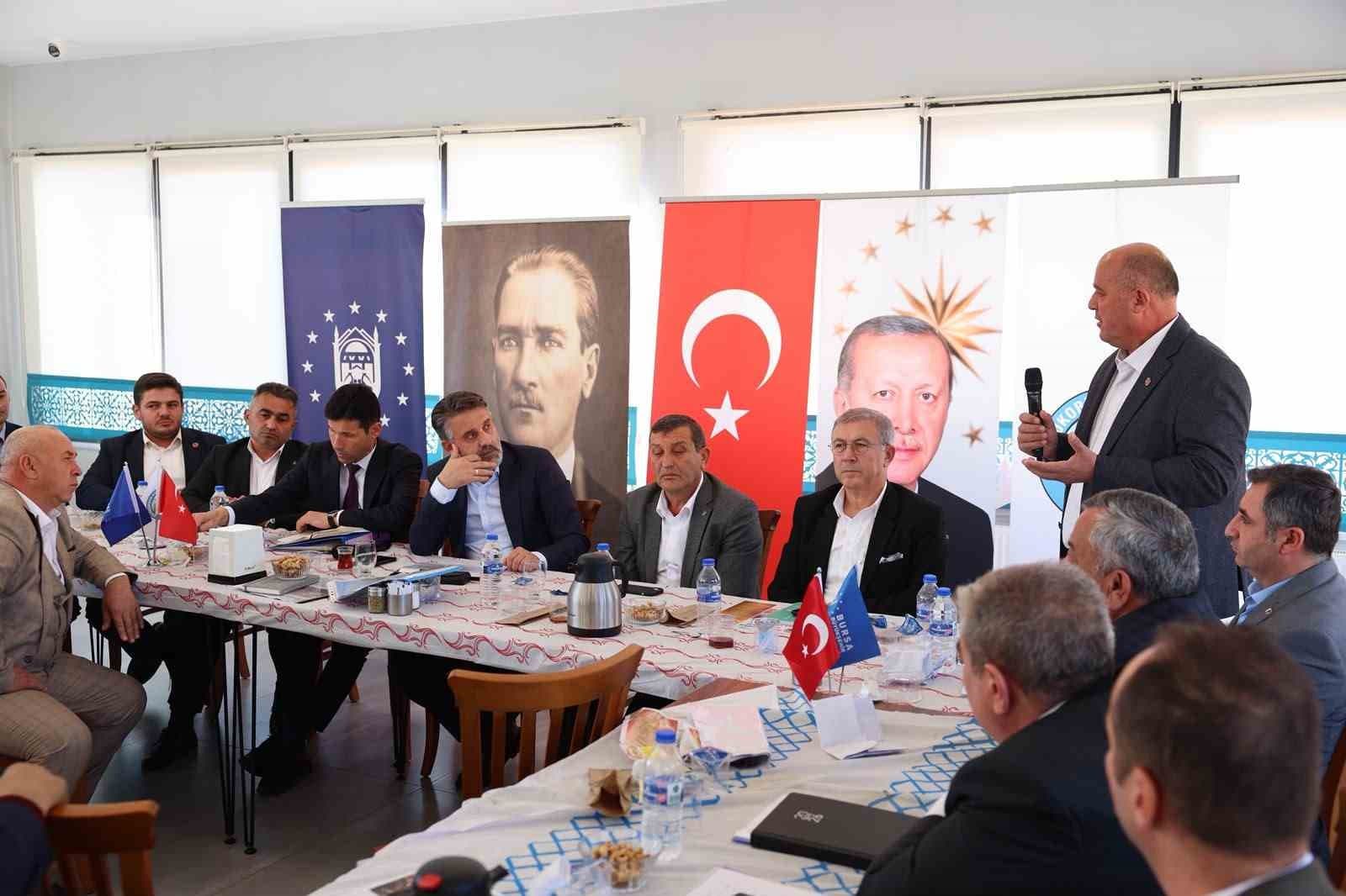 Başkan Vekili Şahin Biba Büyükorhan Muhtarlarıyla İstişare Toplantısı Gerçekleştirdi