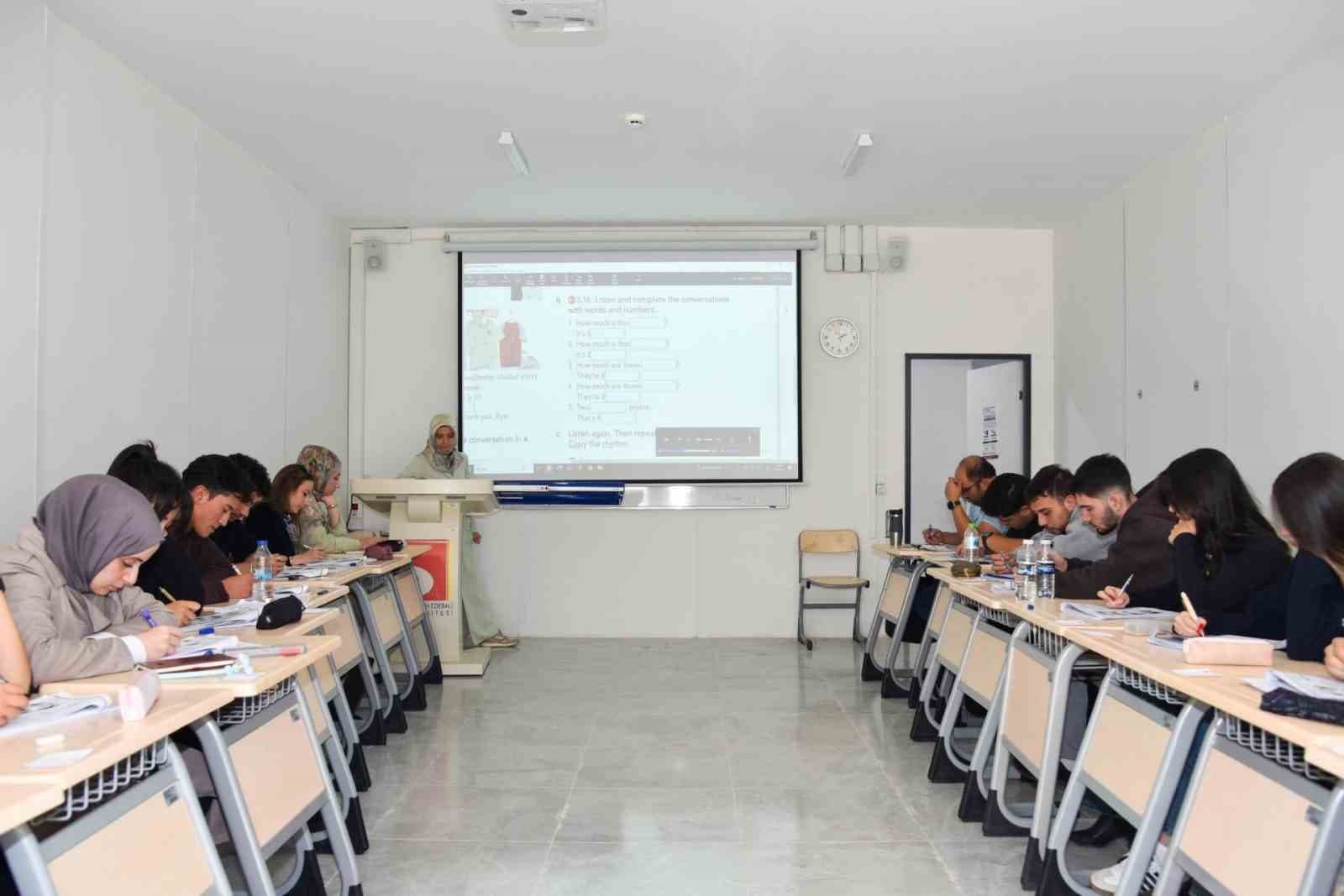Bilecik Şeyh Edebali Üniversitesi'ne Yeni Yabancı Diller Yüksekokulu Binası