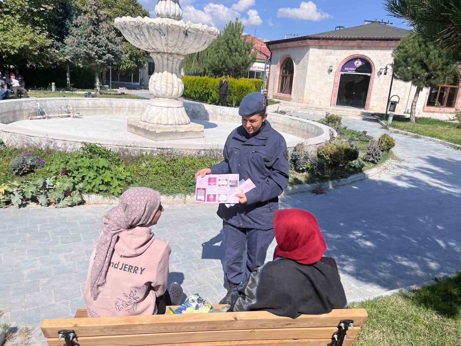İscehisar'da Kadına Şiddetle Mücadele ve KADES Bilgilendirmesi